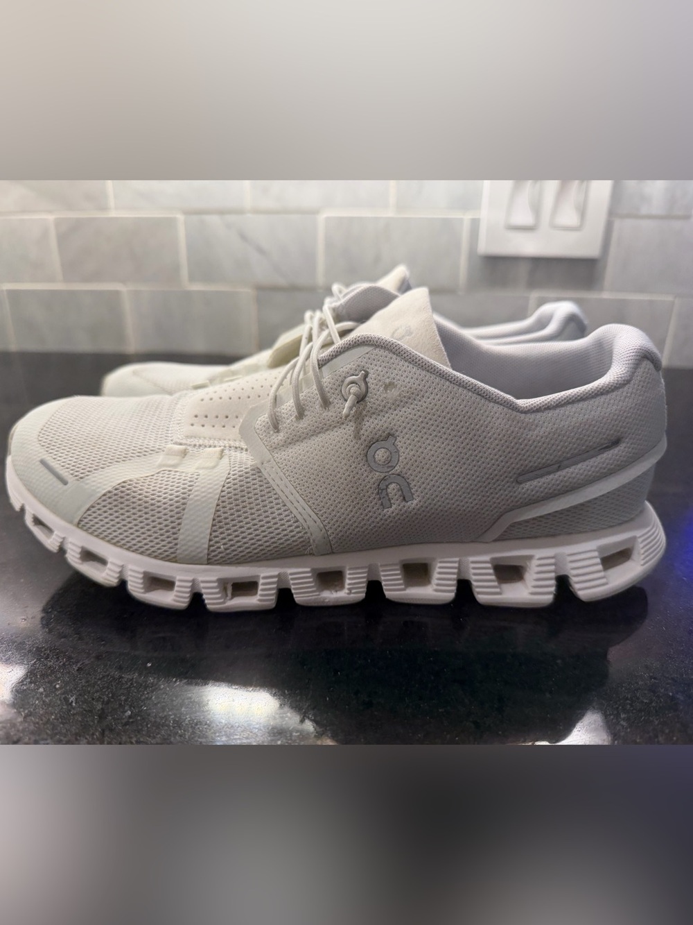On Cloud Running Shoes White Men’s 8 / Women’s 9.5 CloudTec Sneakers
